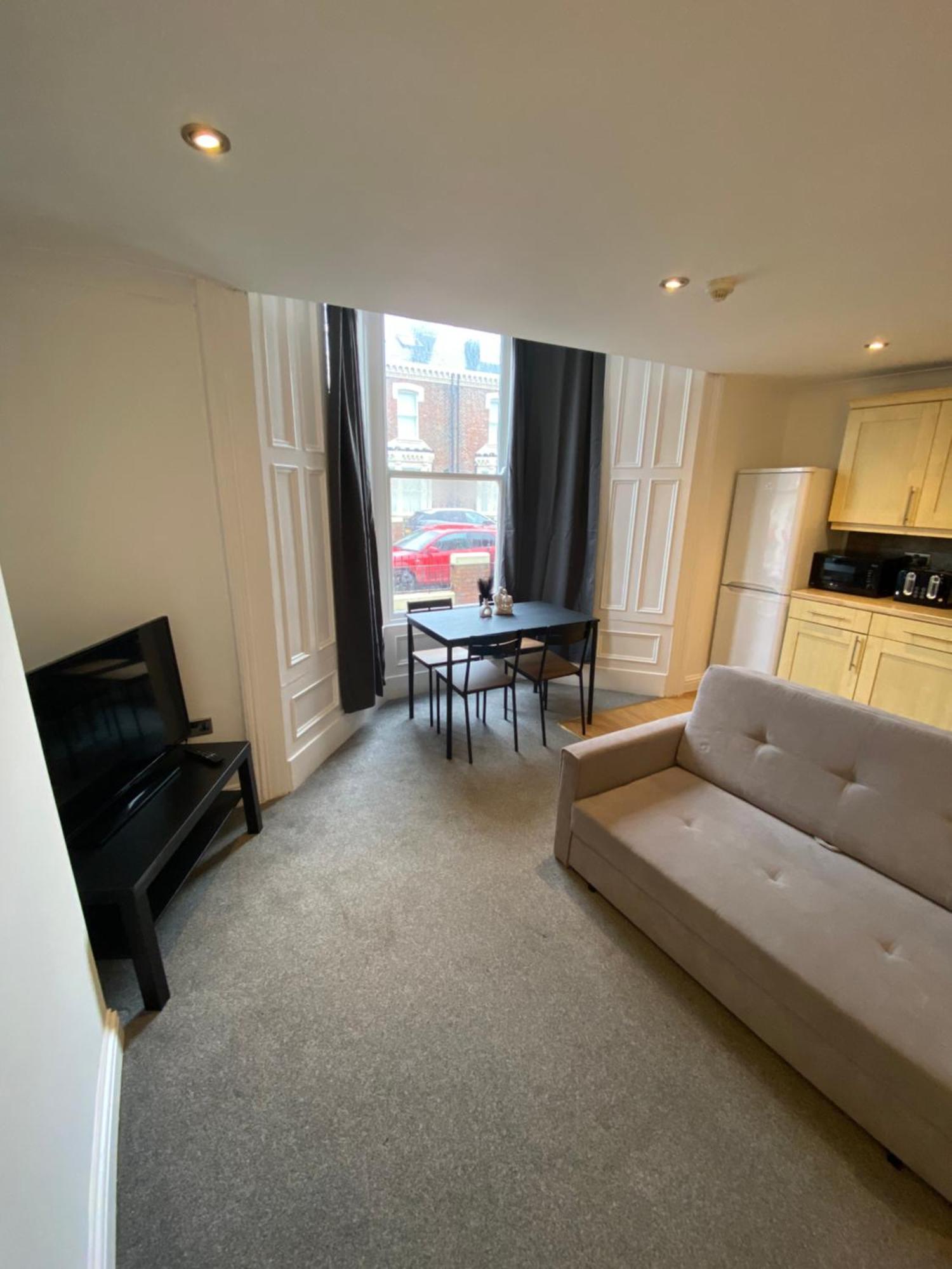 Azalea Terrace Apartments Sunderland  Kültér fotó